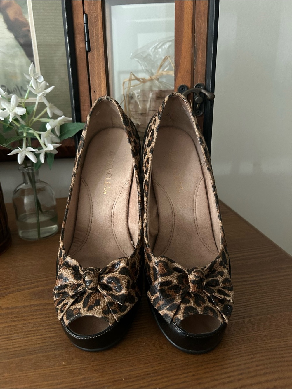 AEROSOLES Leopard Print Peep-Toe Wedge Heels with Bow Accent